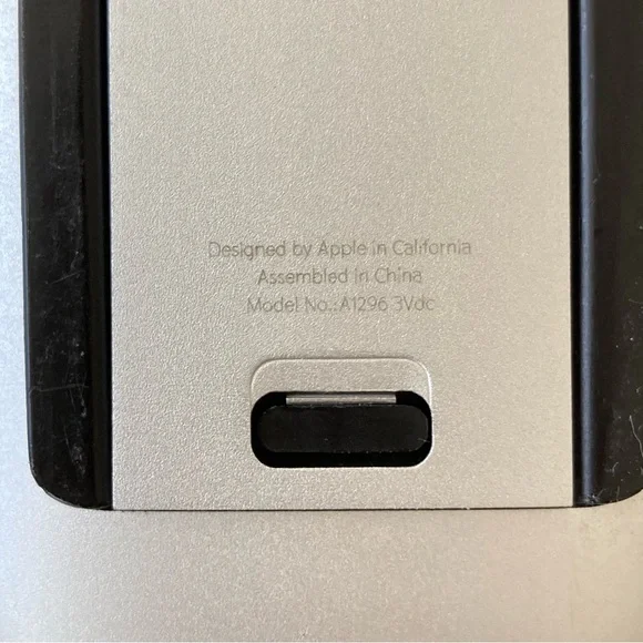 Apple Magic Mouse Wireless Battery-operated - Picture 4 of 4